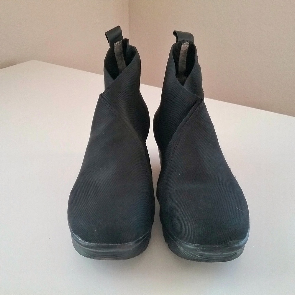 Black Platform Ankle Boots Stretch Fabric sz 8.5